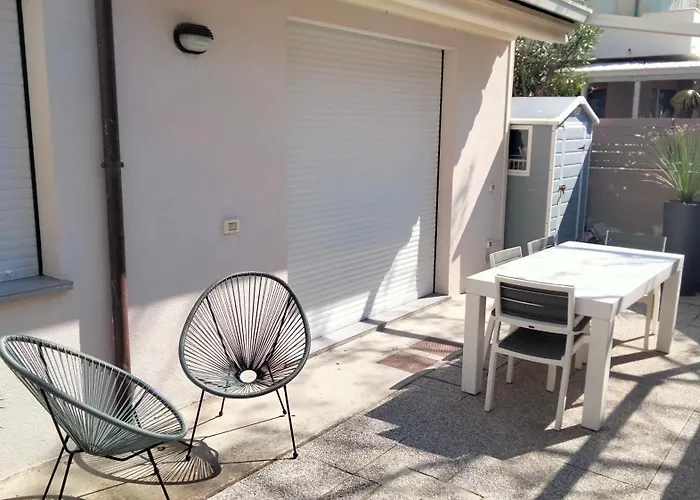 Kymahome * Πέζαρο